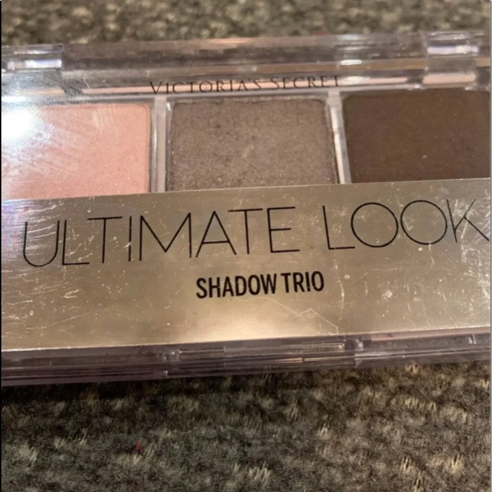 Victoria’s Secret Decadence Shadow Trio - Picture 2 of 8